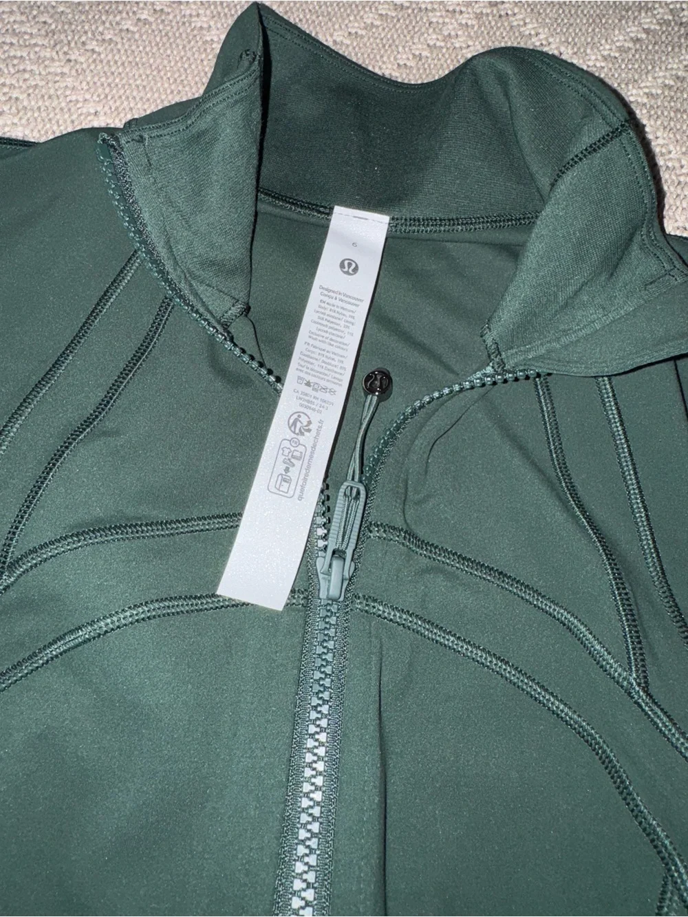 Lululemon define crop